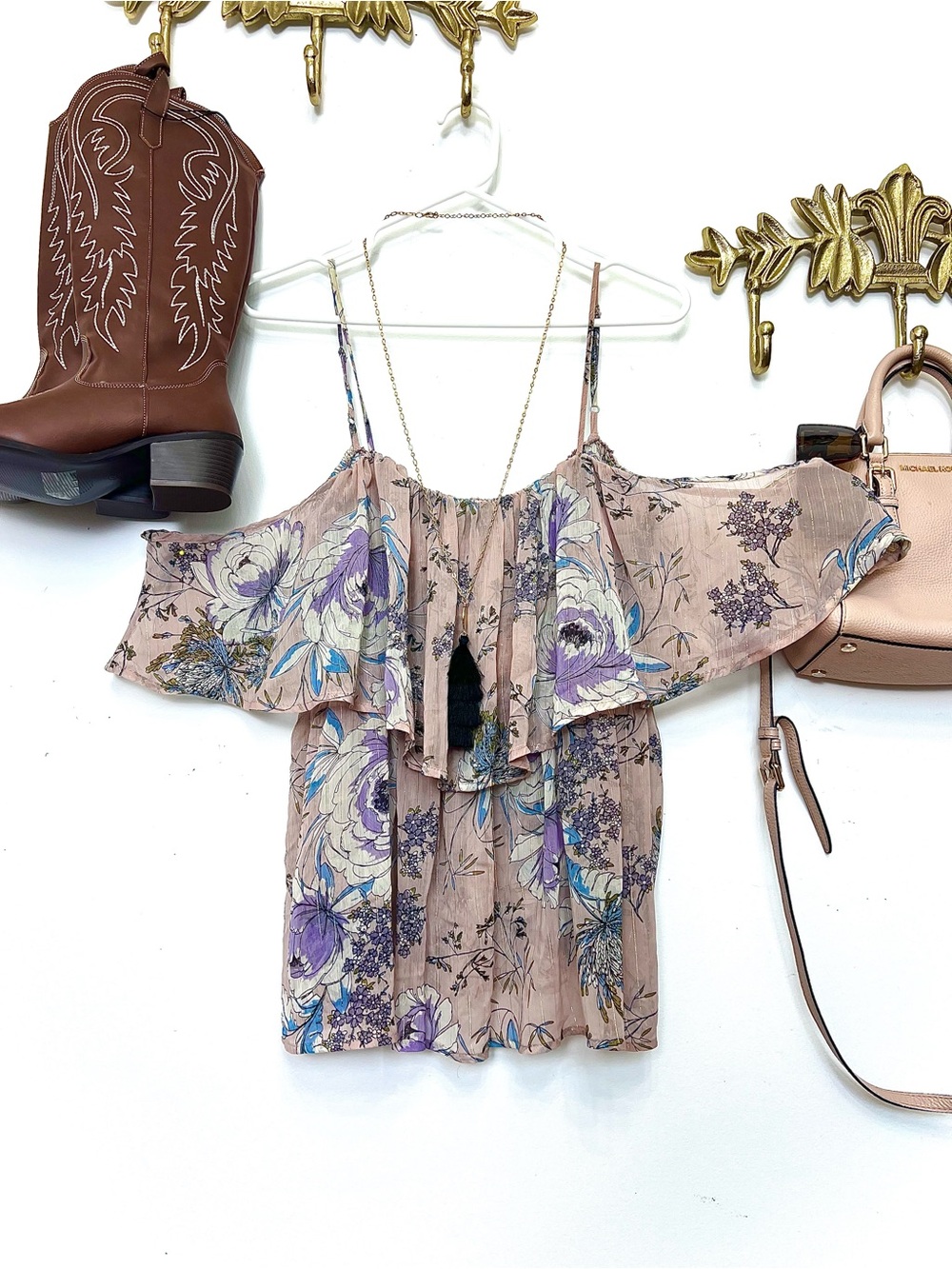 Romantic  floral ruffle flutter sleeve top ptp 20” l 24.5”